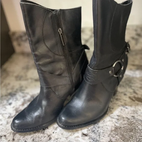 Harley Davidson Women's Boots - Picture 2 of 9